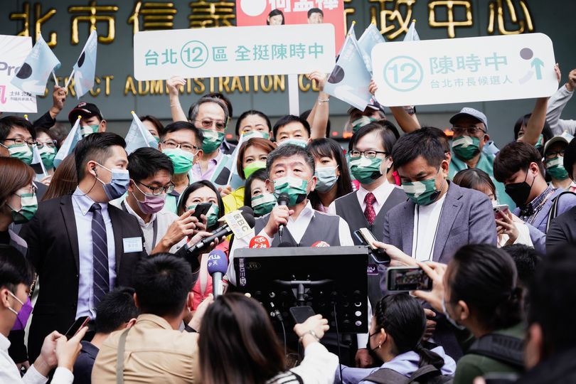 陳時中競選團隊 強化陸空戰 推折頁文宣、Line可看政見