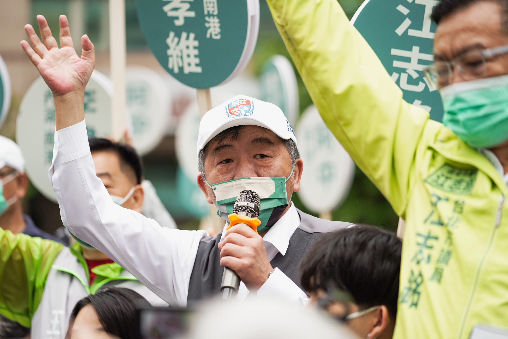 蔣萬安攻疫苗議題 喊被民進黨圍剿 陳時中回應：要有立委的擔當