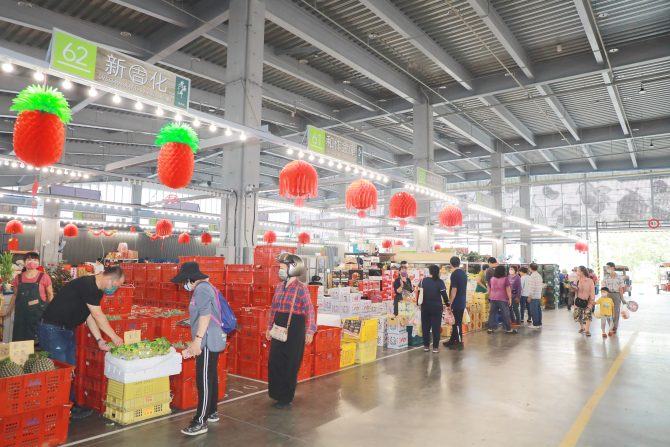黃偉哲邀請大家一起開箱全國最美果菜市場地標建築 新化果菜市場試營運
