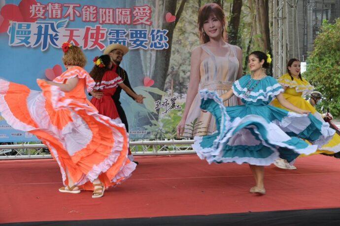 中美洲駐台大使傳愛　攜手淑麗主播助台東慢飛天使展翅
