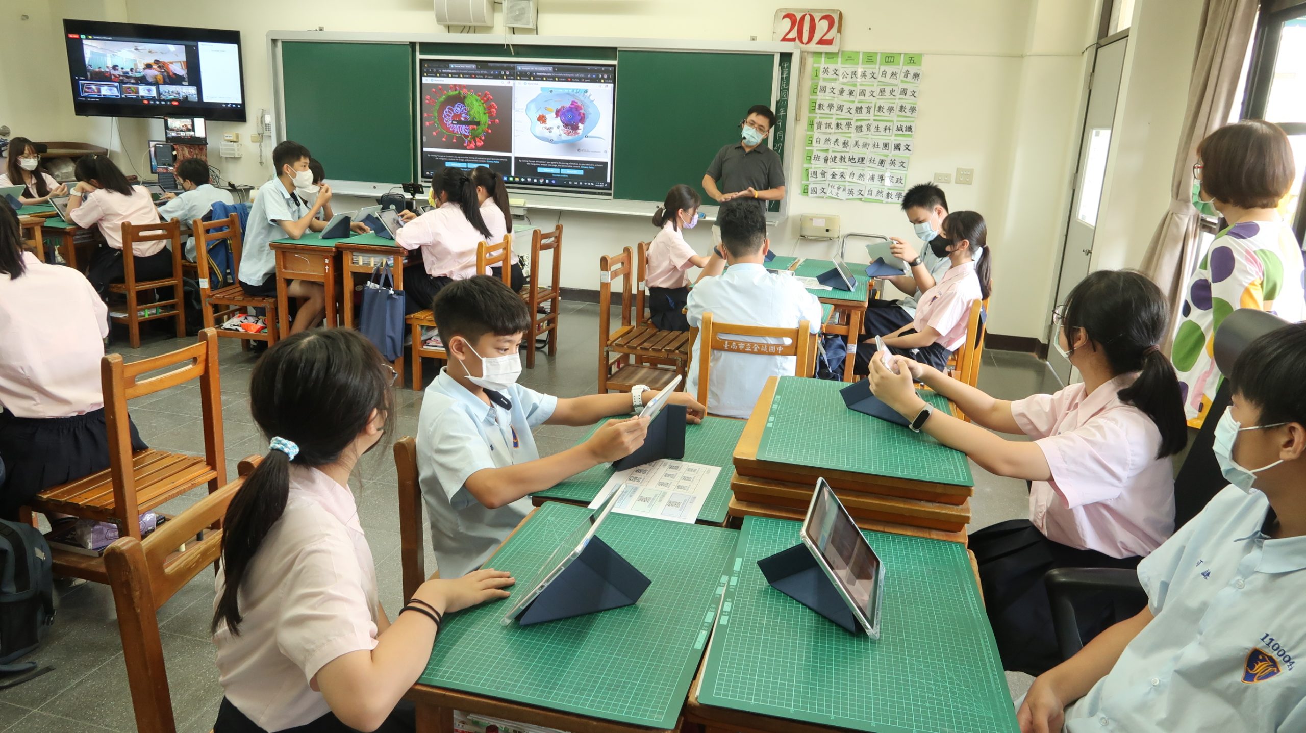 前瞻數位學習N0.1 臺南生生用平板啟動 18所學校研發數位主題課程