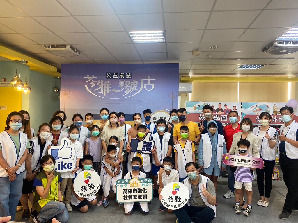 融入高齡學習打造銀髮桌遊　成教專家推動全台樂齡健康與永續教育