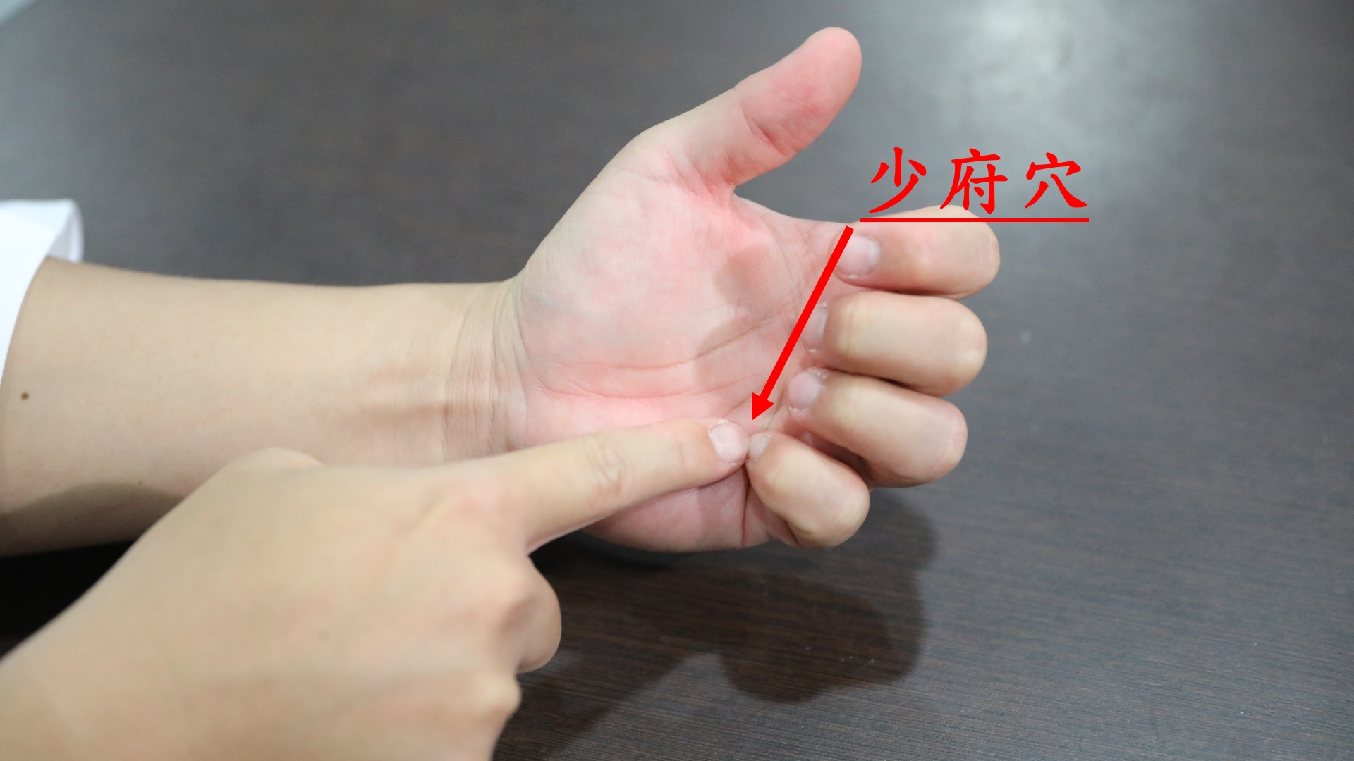 立冬不只要進補！中醫授「穴位按摩」秘訣 暖頭風、護心臟