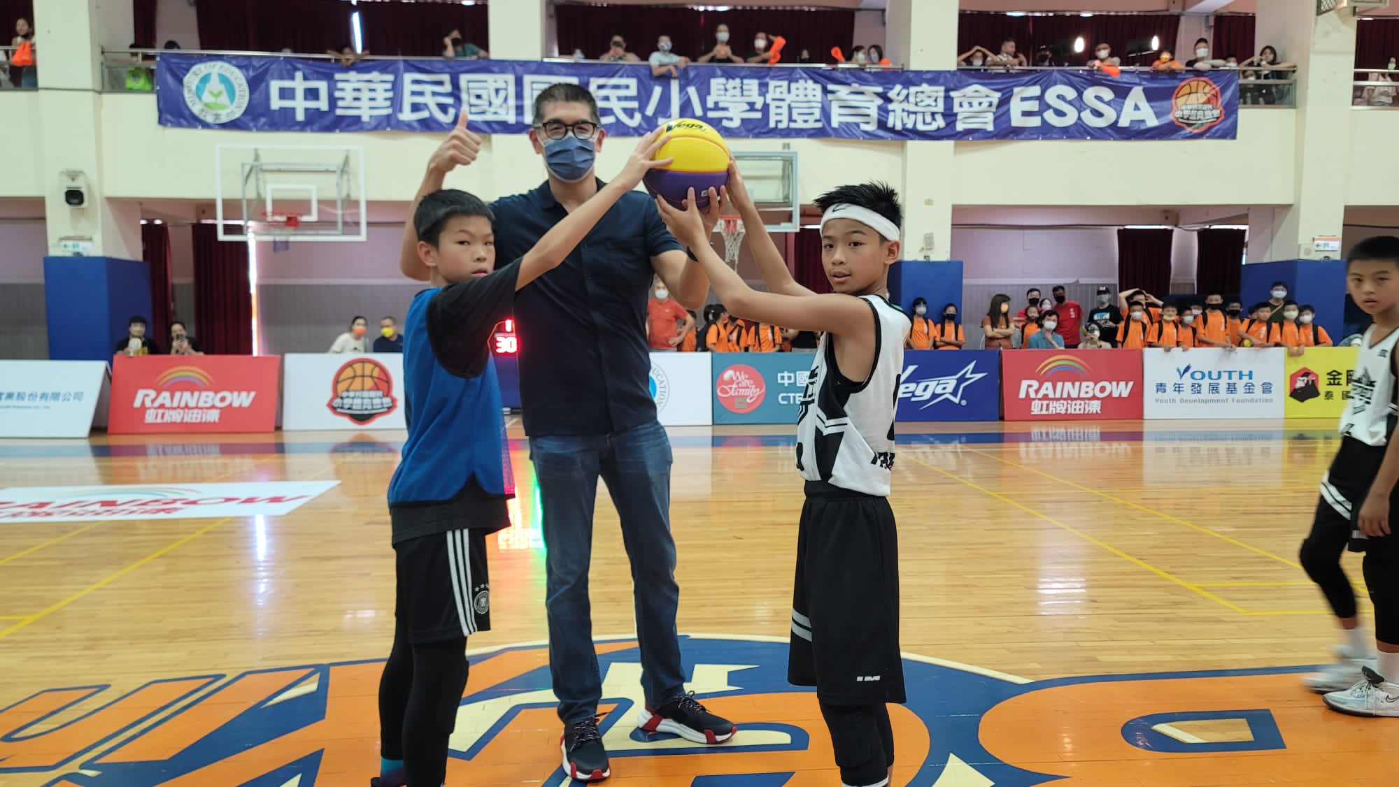 陳時中笑魔獸「蹭我熱度」 連勝文：耍白痴