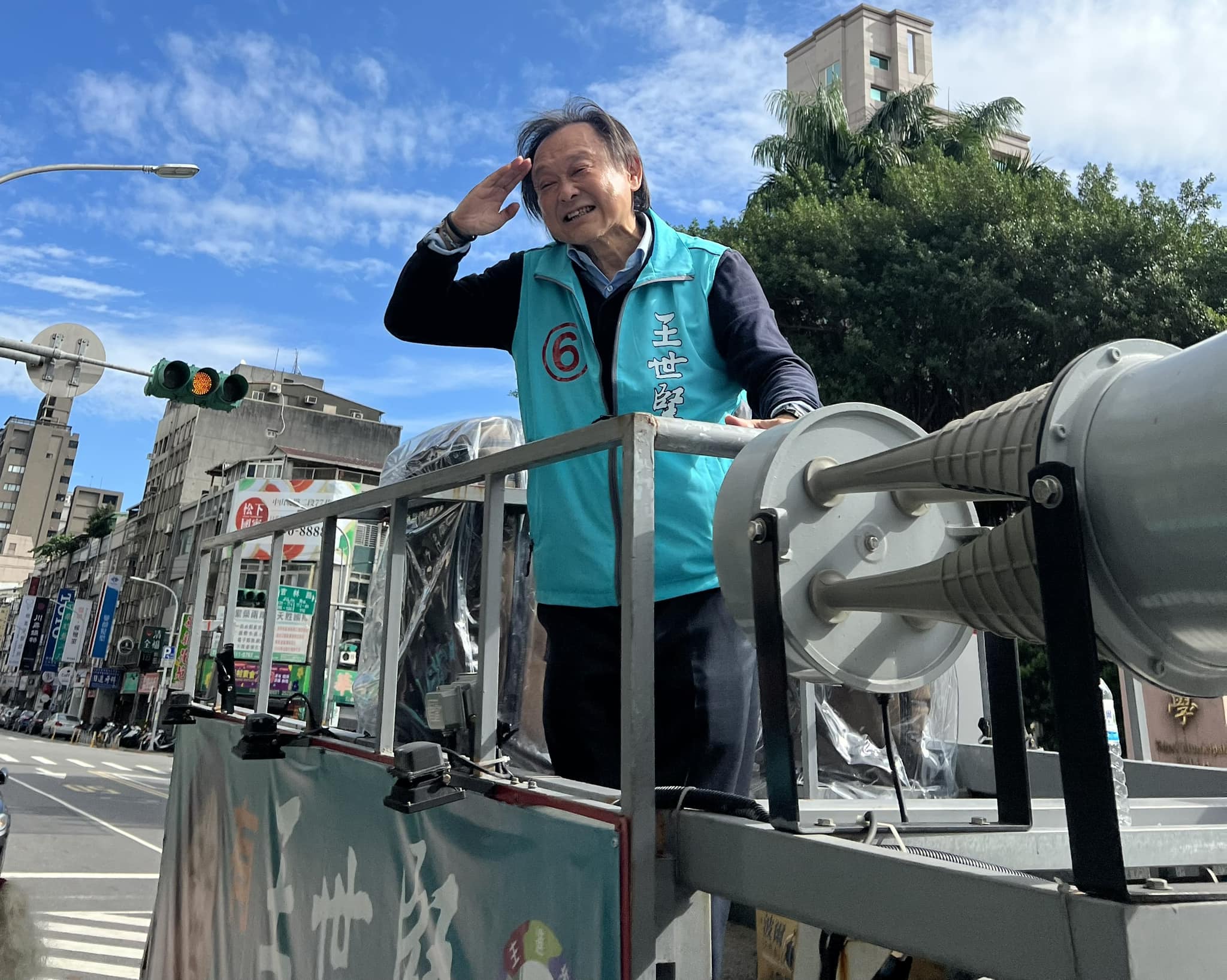 王世堅撂話蔣萬安 比照柯文哲未來四年緊盯 蔣萬安這樣回應