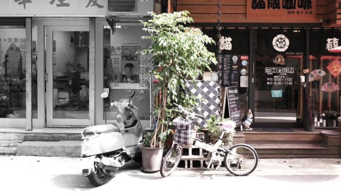 赤峰懷舊．攝影雙主題展 到赤峰街感受懷舊氣氛 來一場穿越時空之旅