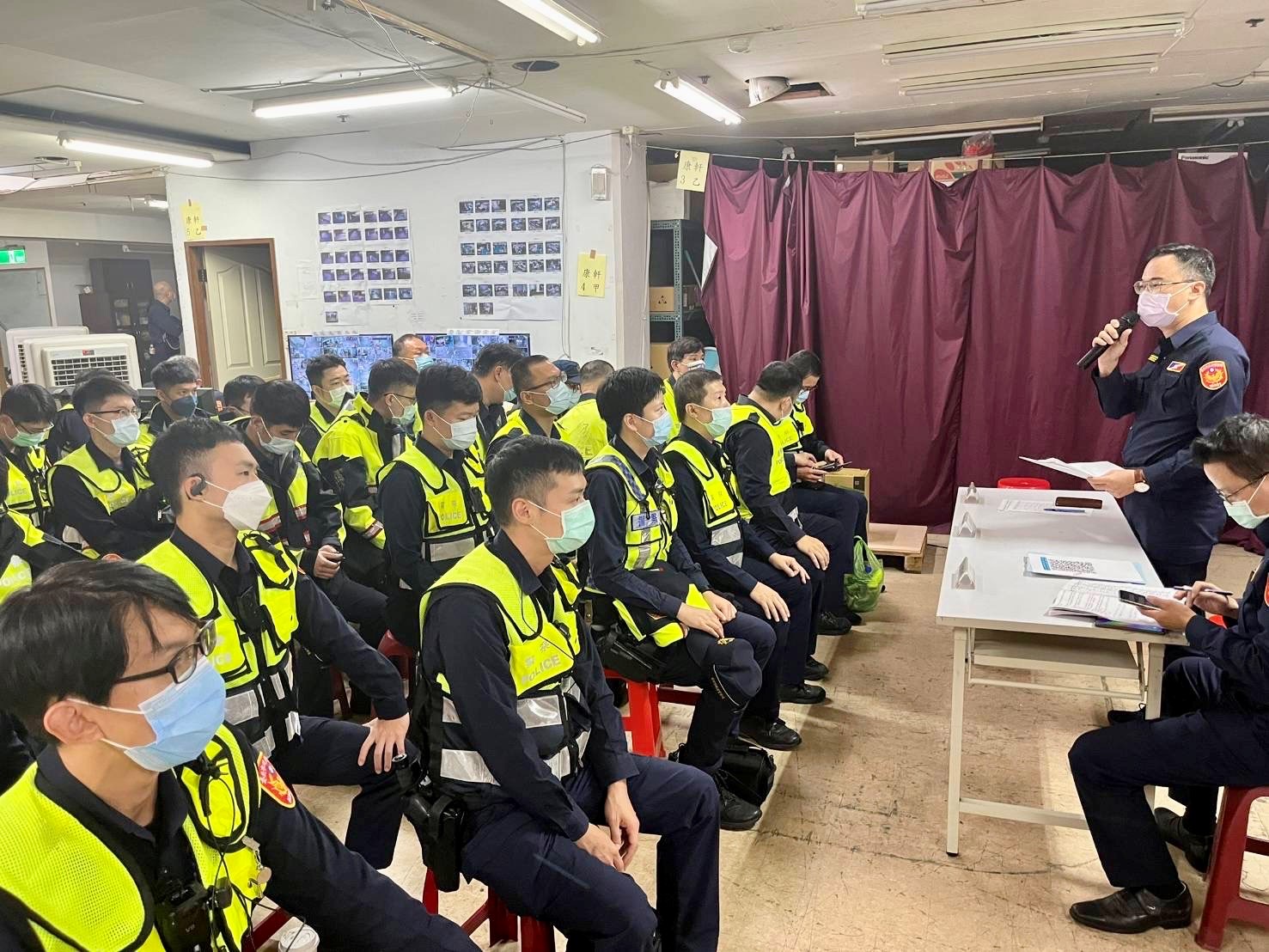 投票日在即！北市保大警嚴密「護票」防外流　印刷廠周邊重兵戒備