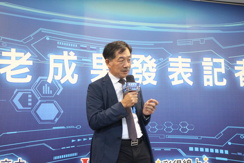 銀髮社會活用遊戲趣味抗老　陽明交大聯手鈊象、彩得線上尋解決方案