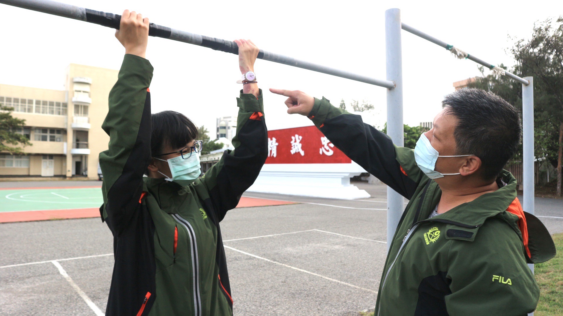 澎防部父女檔同單位當兵 攜手護菊島