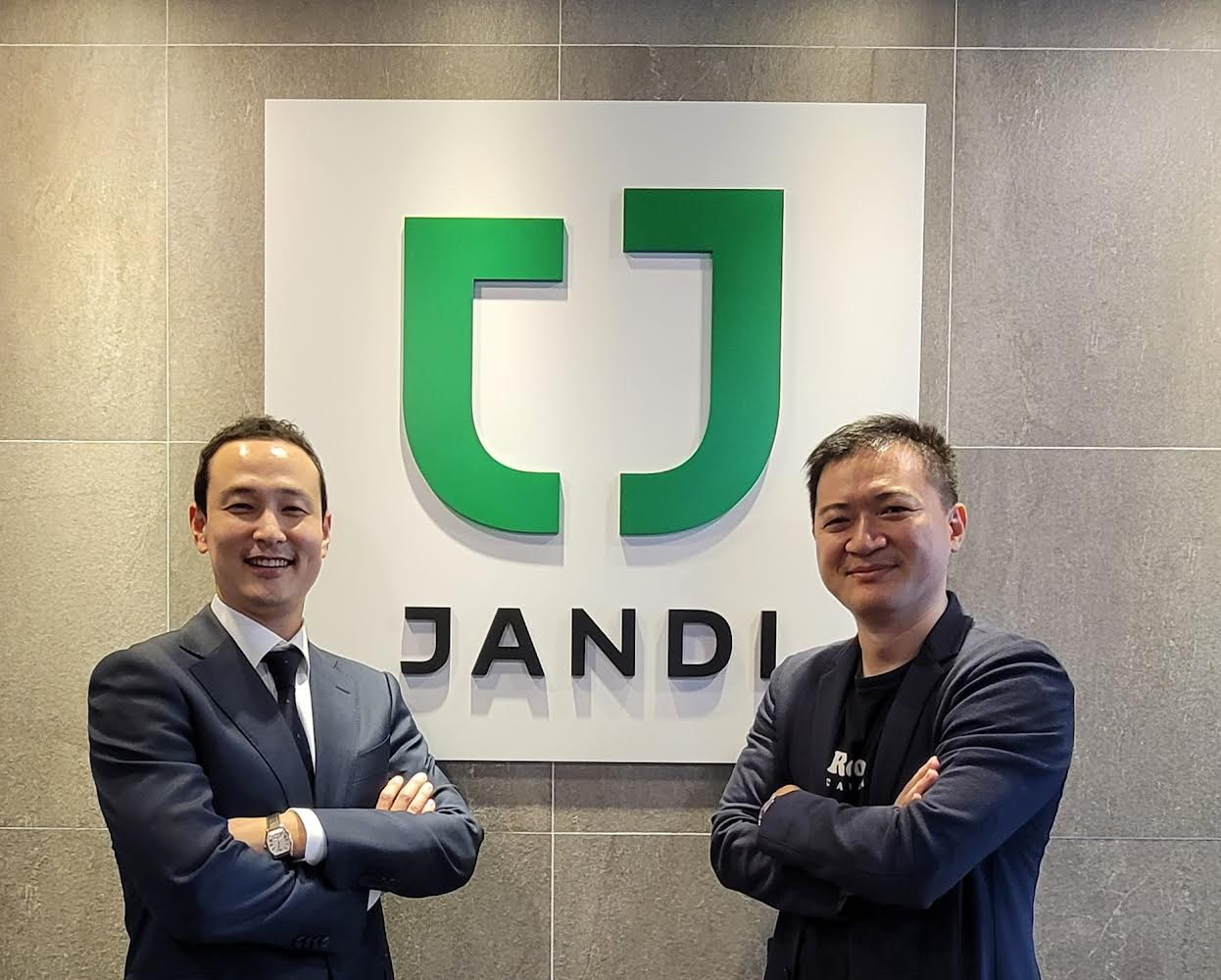 台灣軟體服務商入股韓國企業通訊軟體，打造亞洲雲端辦公軟體生態圈