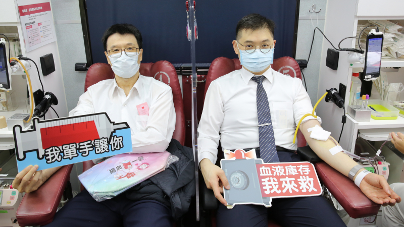 大雨澆不熄的「熱血」 花蓮慈院挽袖捐血慶醫師節