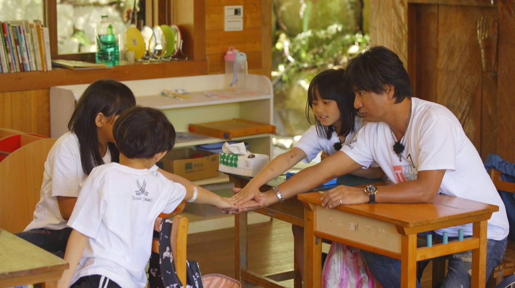 遭小學生問「為何叫動力火車？」　顏志琳幽默給答案笑翻　