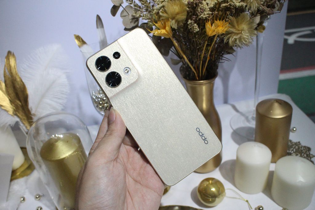 OPPO 歲末推出 Reno8 進化升級版、新色緞面金絕美登場