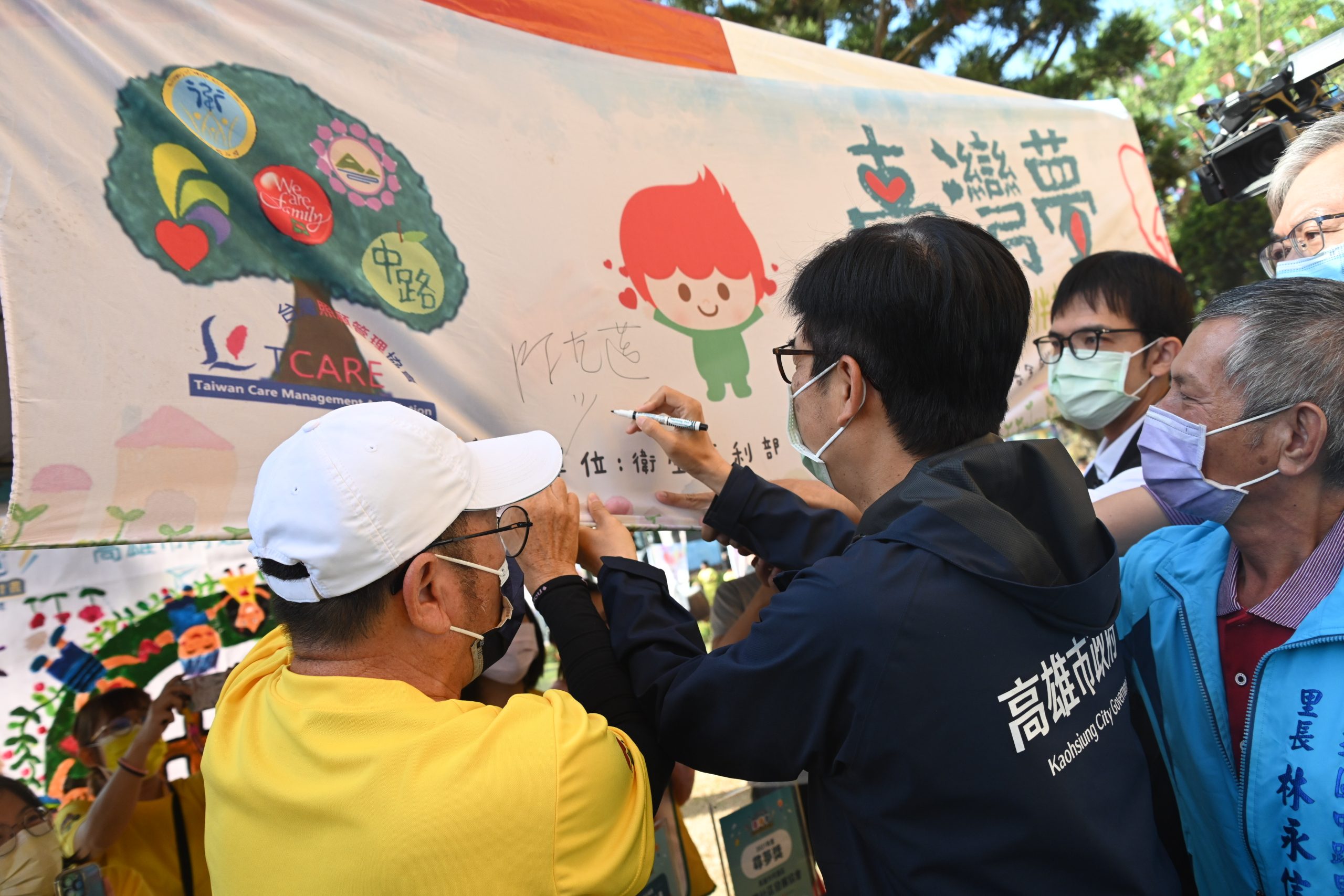 陳其邁出席中路國小創校百年校慶