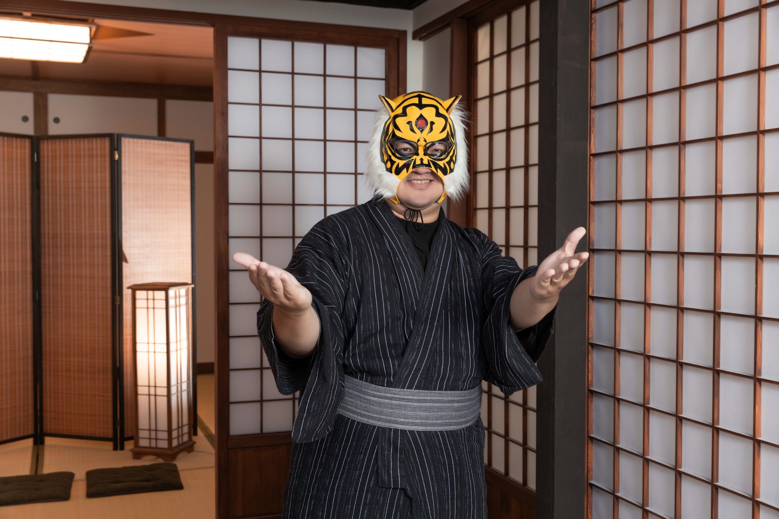 紳士必備的專業老司機日本風俗指南 暗黑系人氣YTer超18X課程募資平台熱銷