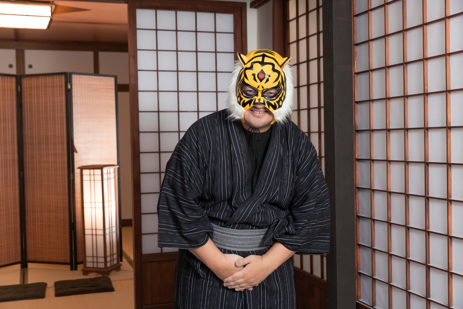 紳士必備的專業老司機日本風俗指南 暗黑系人氣YTer超18X課程募資平台熱銷