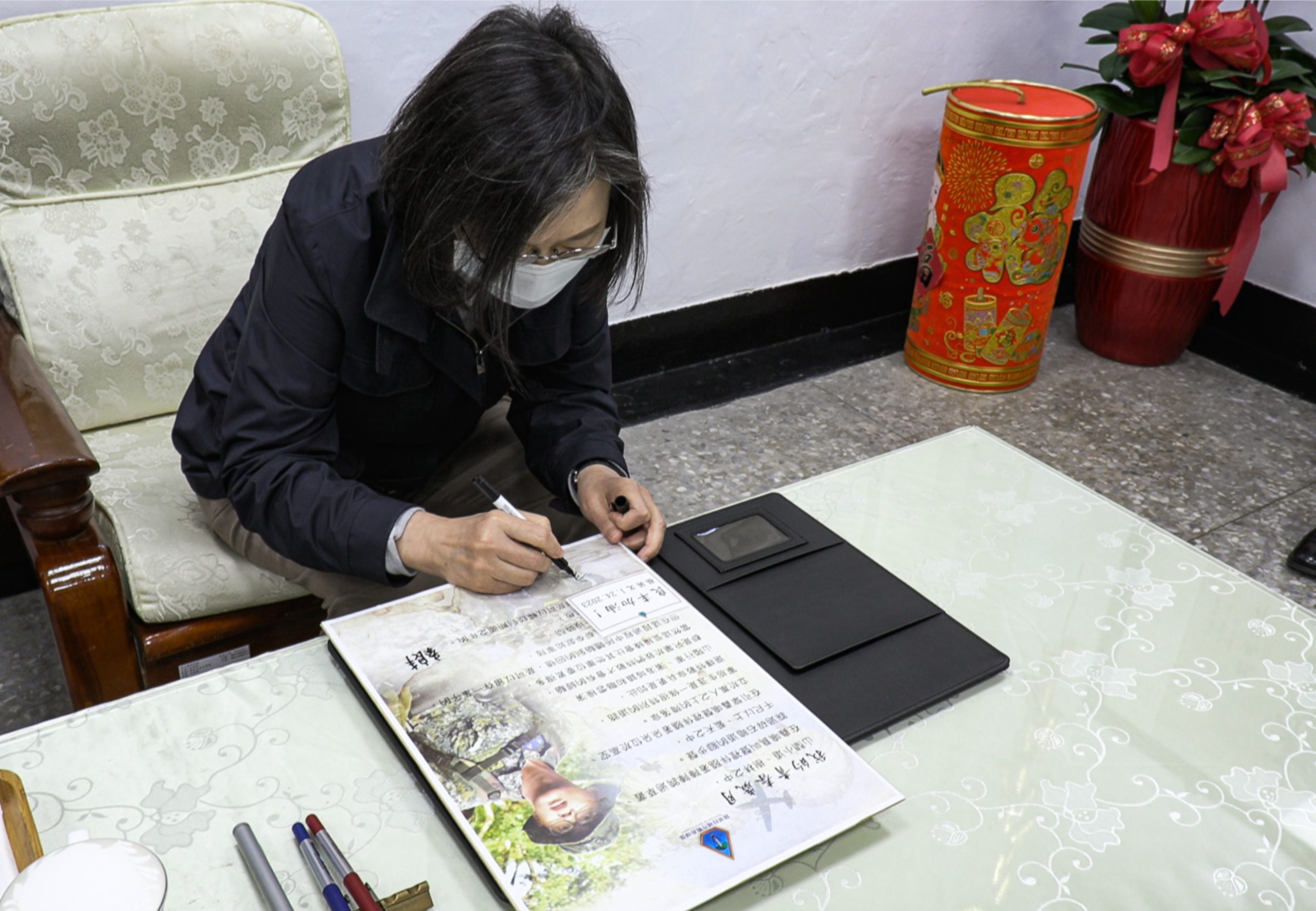 蔡英文年初三慰勉特3營值戰官兵 讓國人安心過年