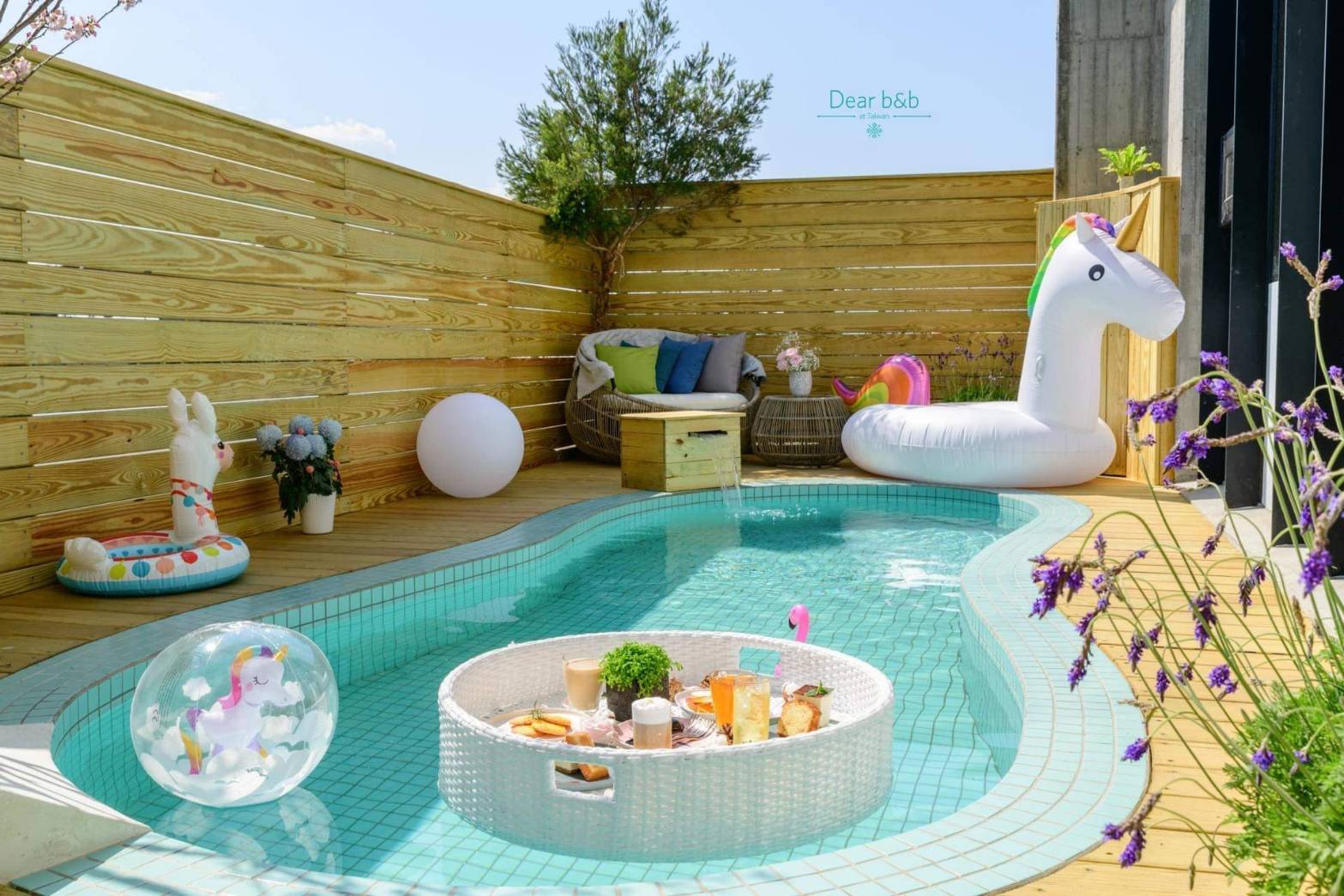 宜蘭頂級Villa 戶外恆溫按摩浴缸泡湯賞星 打造奢華假期