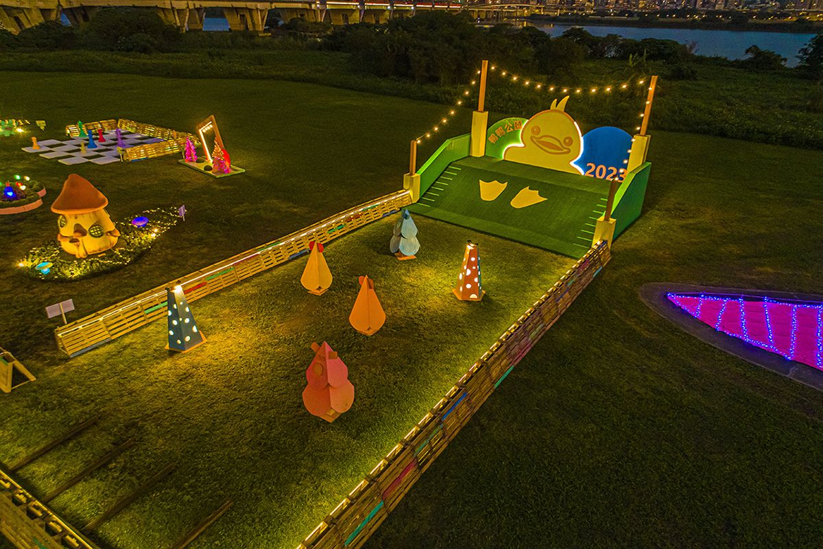 好嗨「鴨」！　新北鴨鴨公園地景藝術展12/24童趣登場