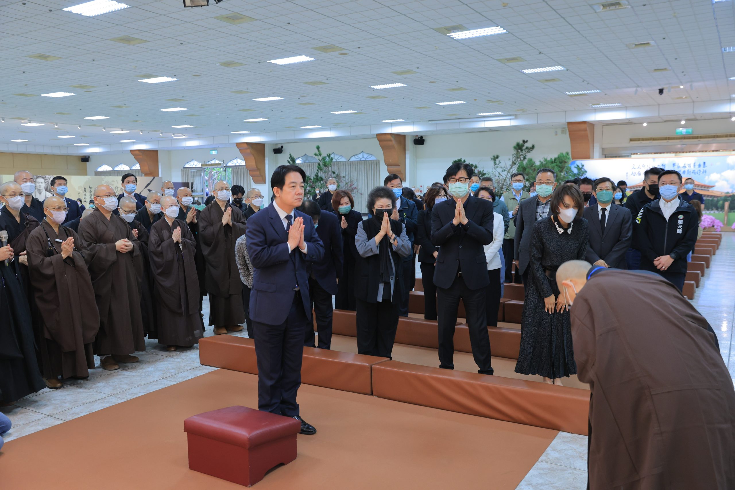 星雲大師圓寂 賴清德、陳菊及縣市首長至佛光山弔唁
