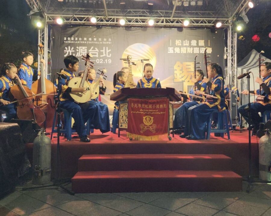 2023台灣燈會在台北　7米高的慈祐宮Q版媽祖松山燈區登場