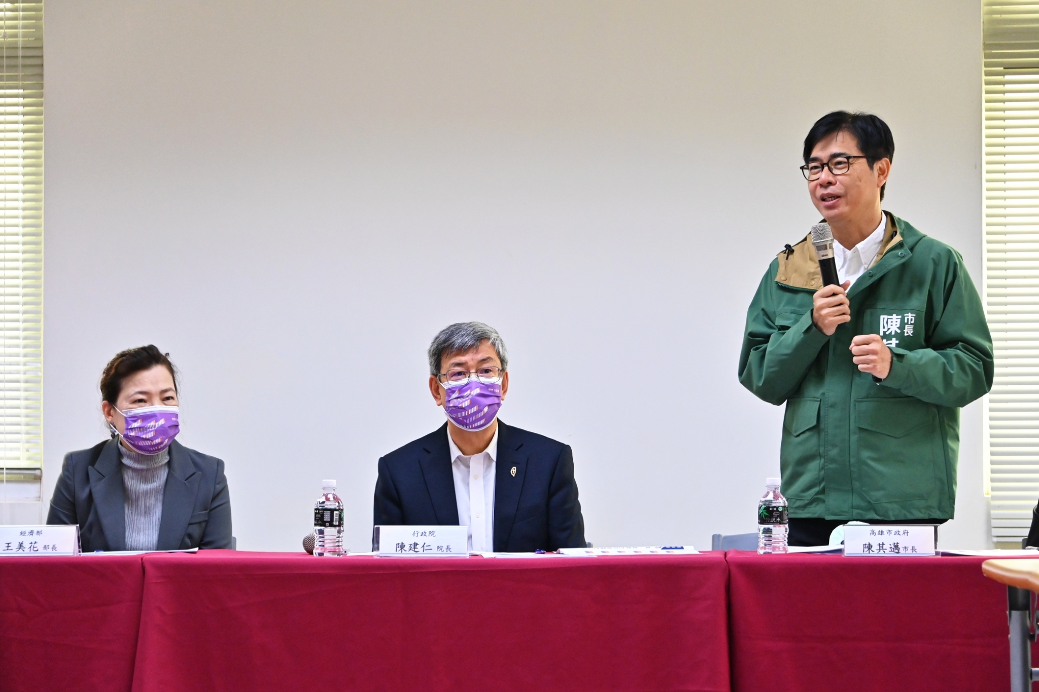 陳建仁高雄參訪螺絲業者 中央地方攜手解決中小產業問題