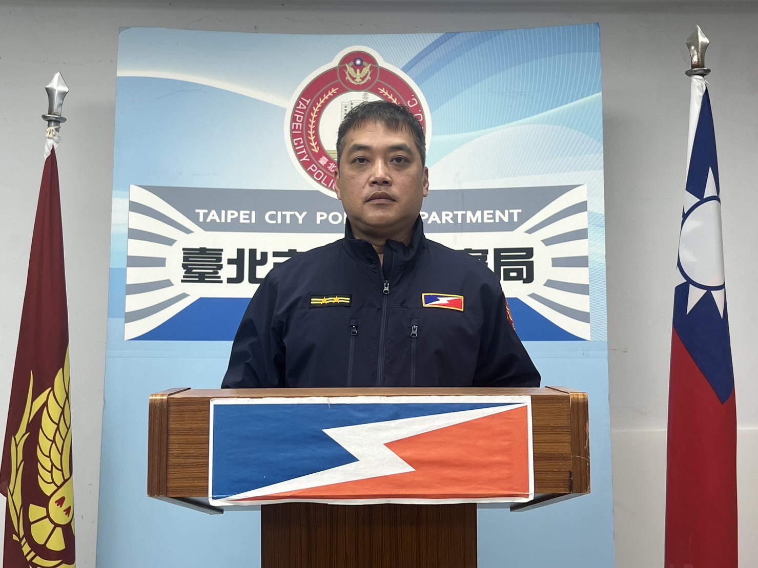 警民合作！通緝犯遇盤查拔腿狂奔　保大警搭民眾機車追捕到案