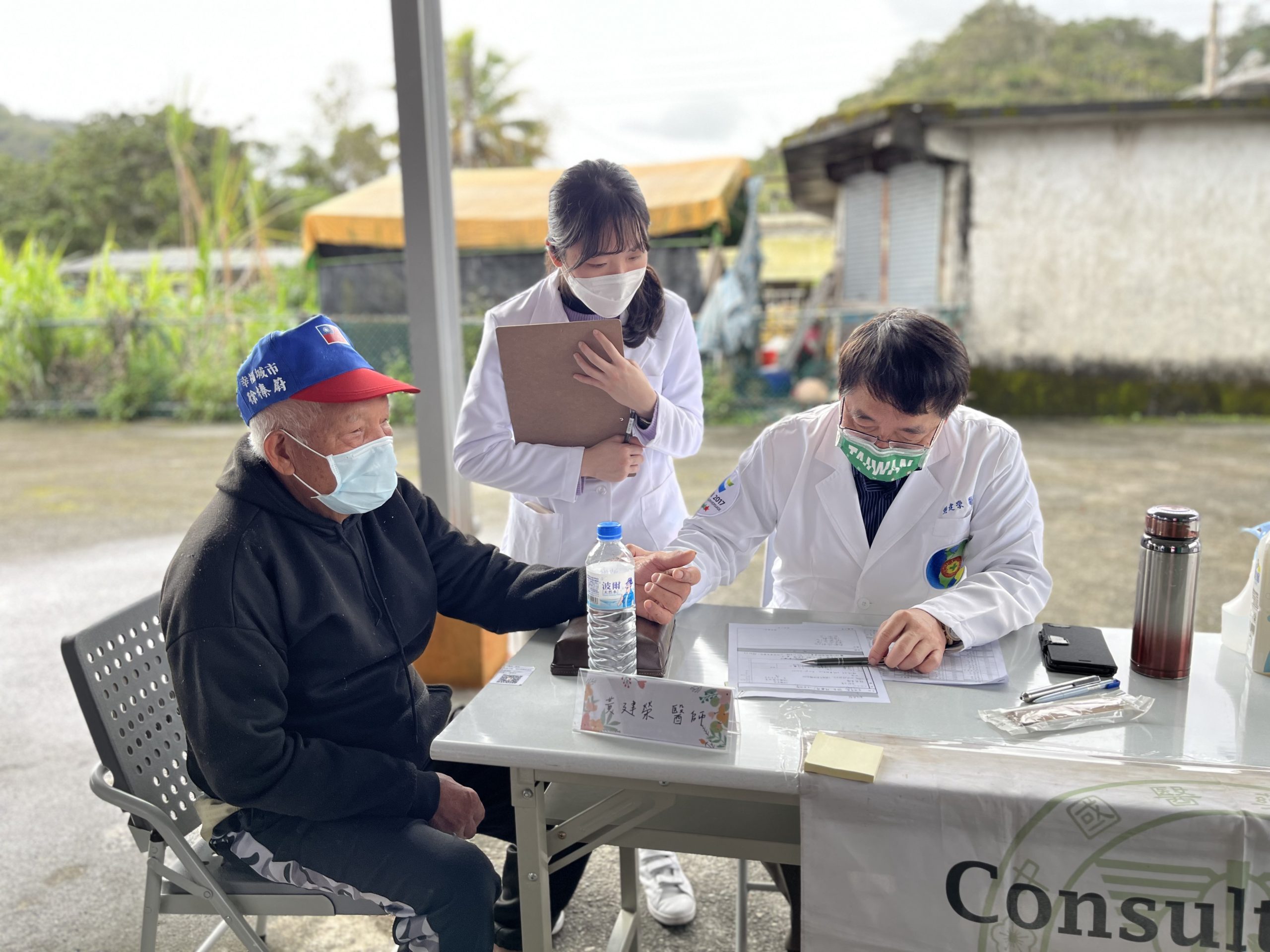 中國醫藥大學花蓮義診活動獲民眾熱烈好評