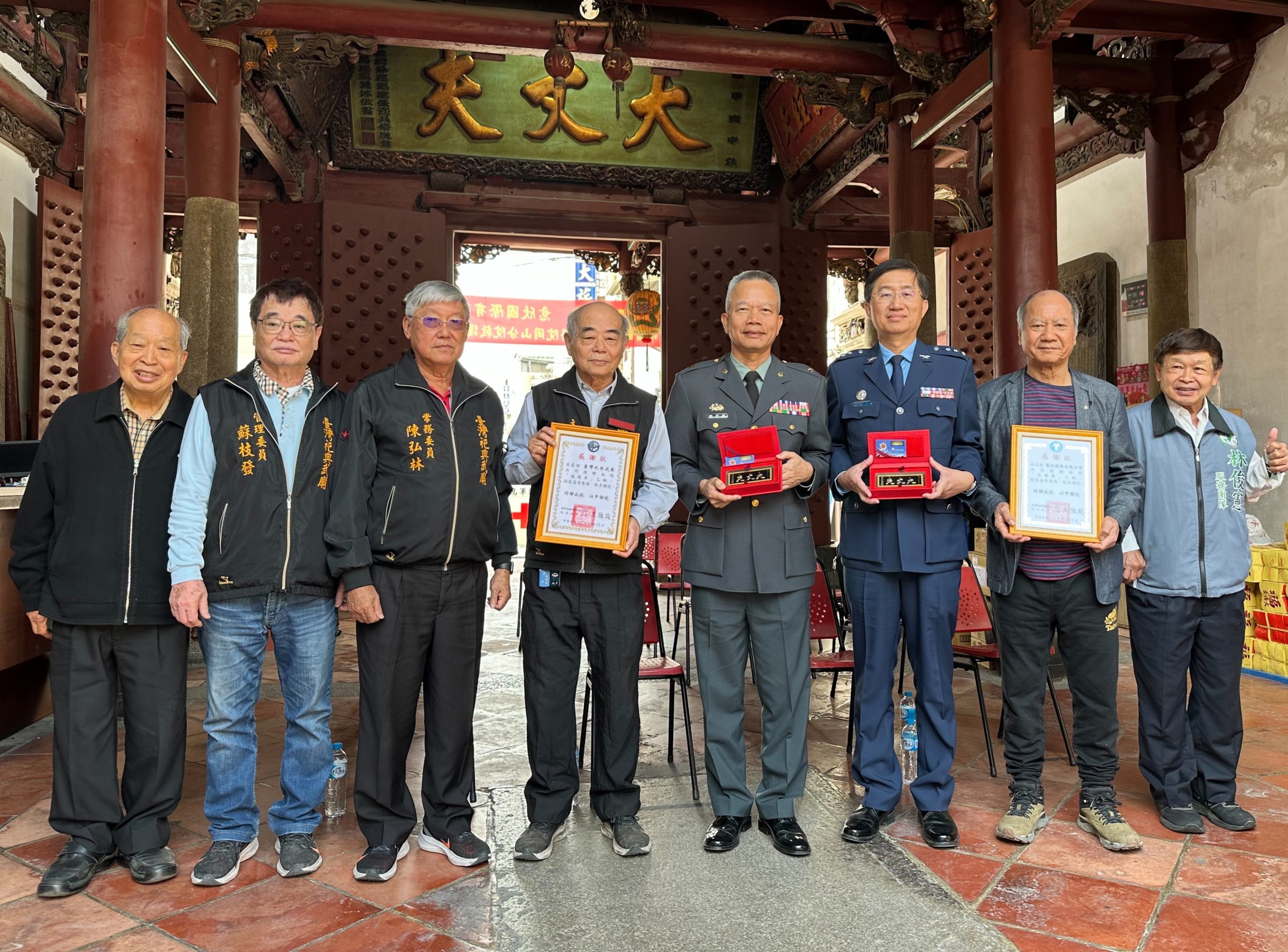 臺灣祀典武廟捐贈救護車 感謝國軍岡山醫院