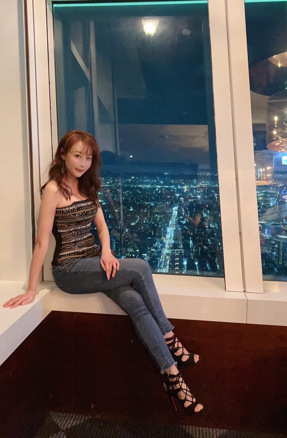 女星演出Netflix影集《惡靈世界》　頂特效妝浸血漿：有史以來最慘