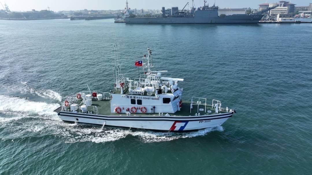 臺南海巡增添新戰力 35噸巡防艇投入執法