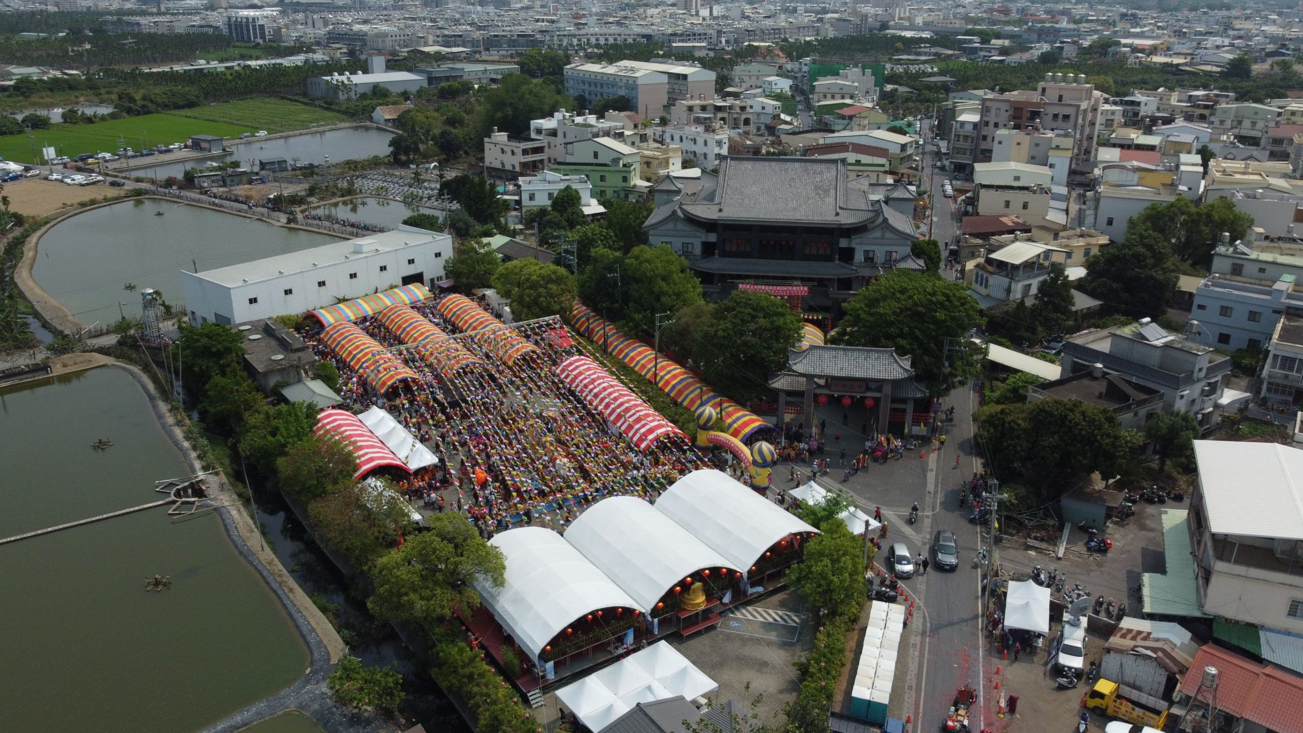 影/潮州妙光禪寺浴佛大典暨祈雨 7千人與會盛況空前