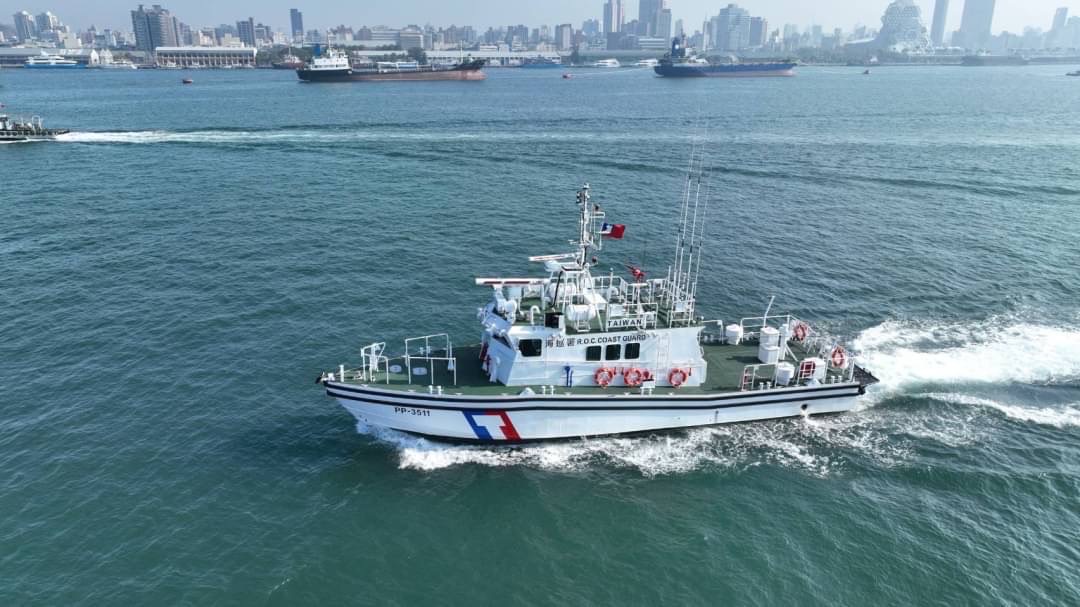 臺南海巡增添新戰力 35噸巡防艇投入執法