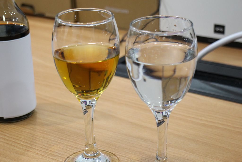 OVO 旗下幫康家電新品 RO 瞬熱飲水機 SR5、永續設計投影機 The Book 亮相