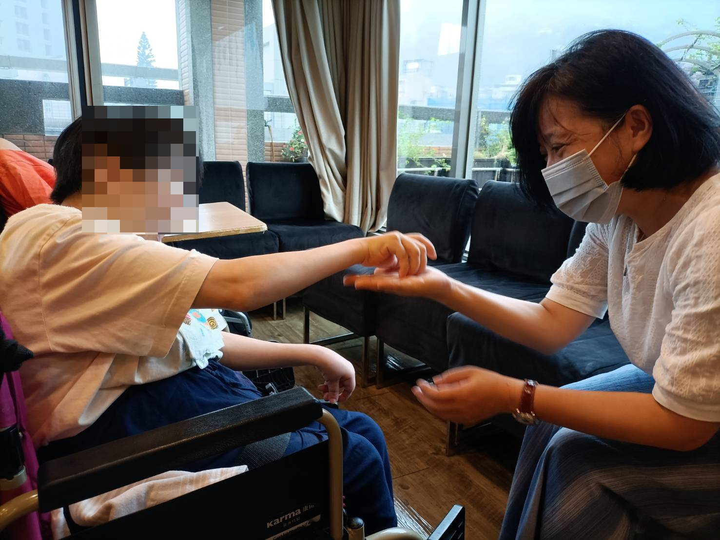普發6000愛心放大 知名神父社福基金會籲捐偏鄉弱勢