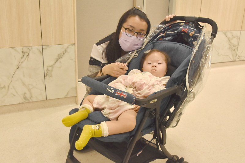 1歲女童眼球震顫、斜視　透過「視覺復能」成功從失焦到追焦