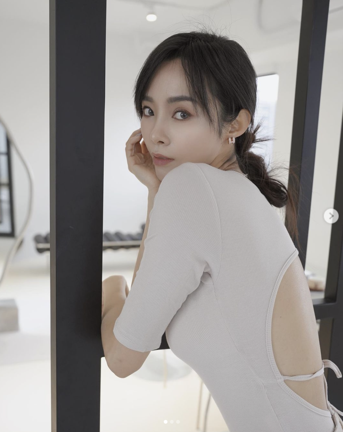 服務生對她狂喊代號「81433」　茵茵一聽真相傻眼⋯