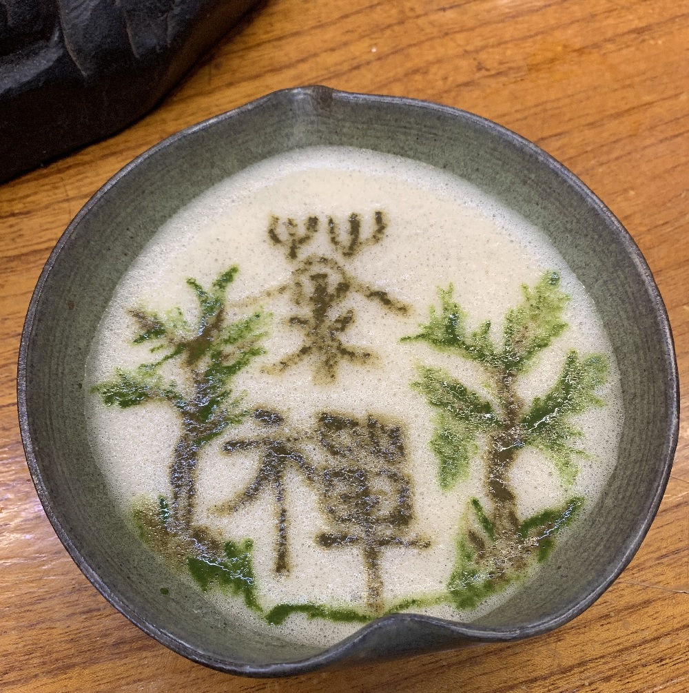 反差萌銀青茶藝 兼具創新傳承