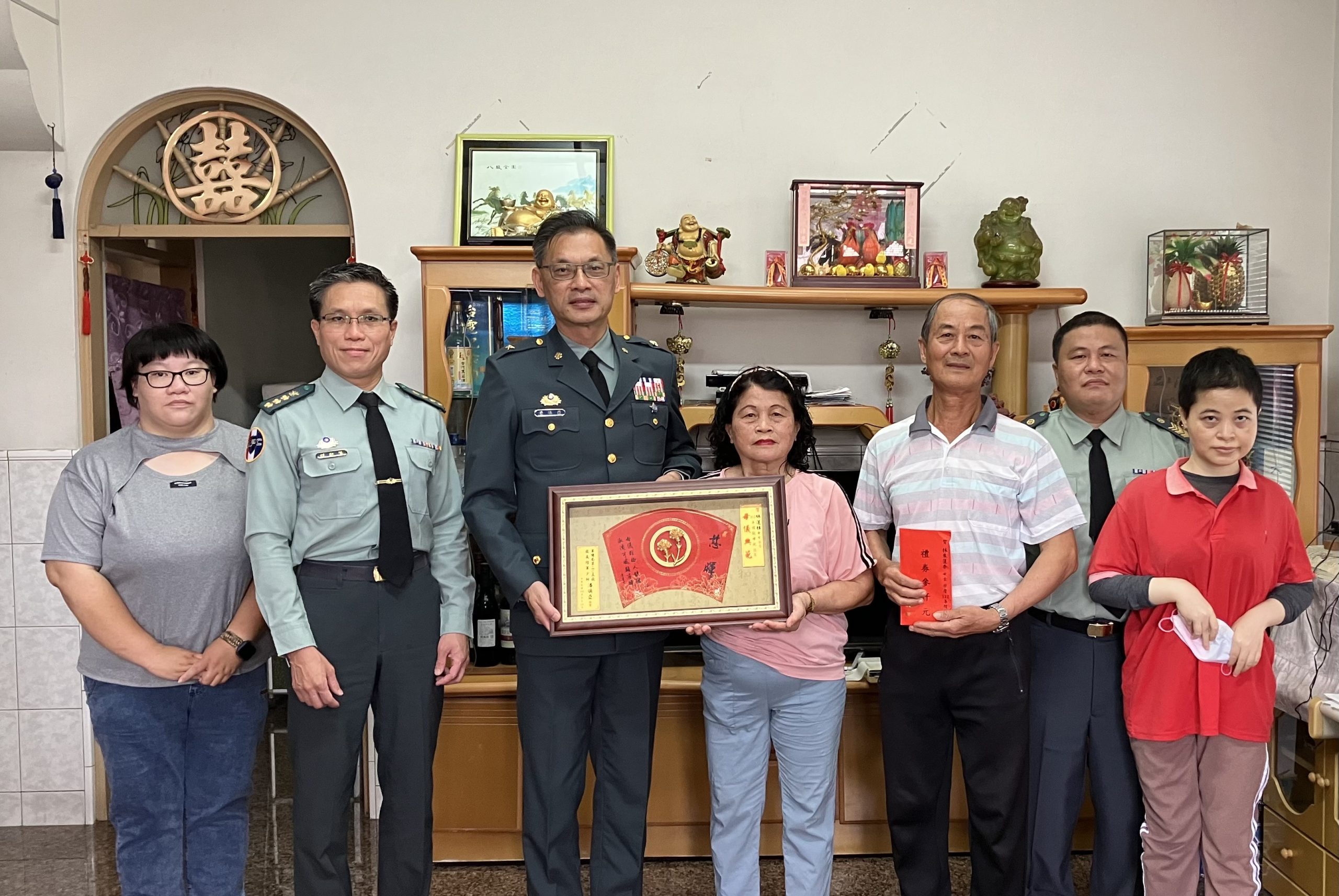 軍備局第205廠表揚模範母親
