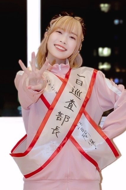 《孤獨搖滾！》小孤獨青山吉能主持「孤獨廣播！」勇奪三冠，自嘲剝開自我的聊天是美味生魚片