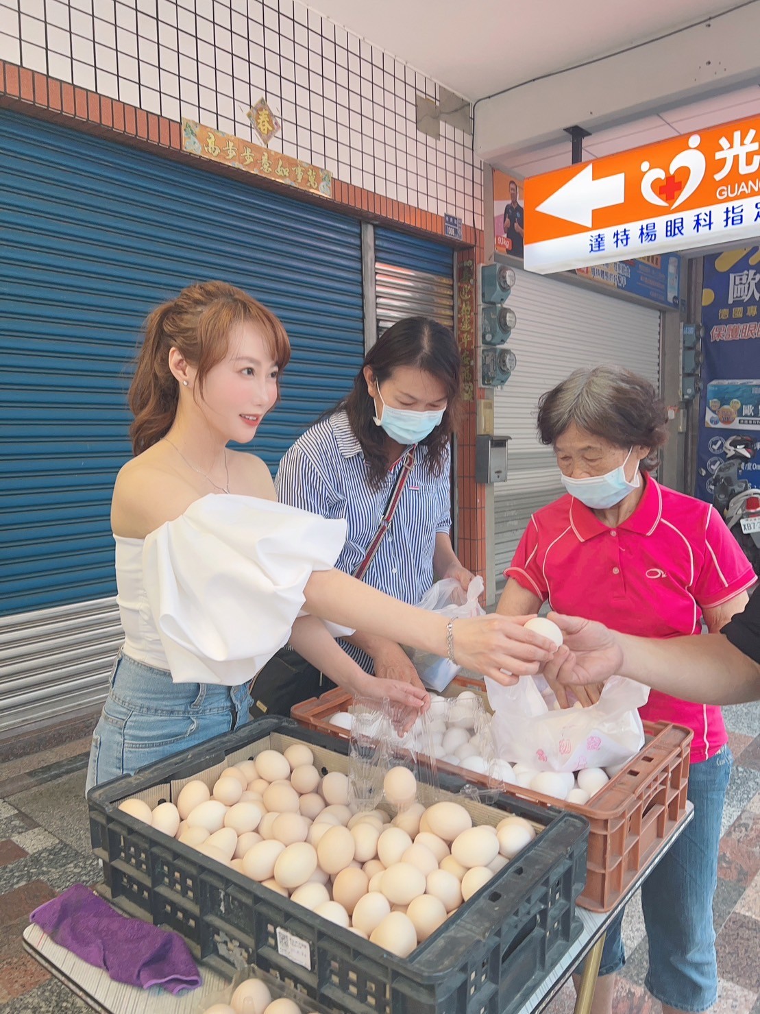 斜槓女星化身「雞蛋妹」　拍戲兼顧學業蠟燭兩頭燒