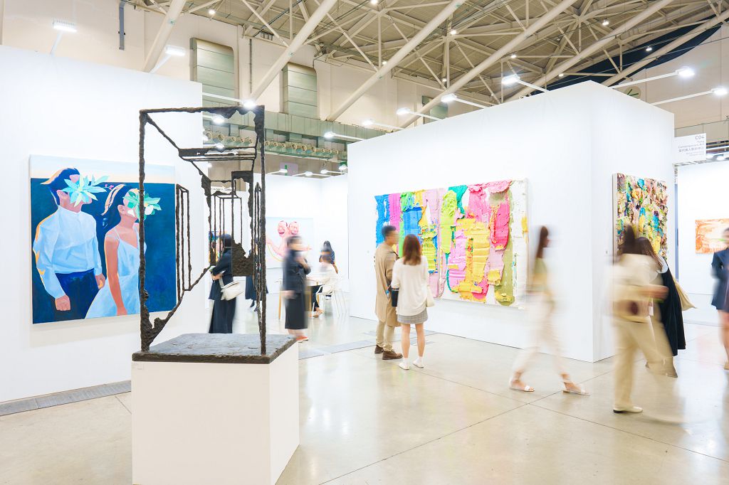 「PhotoVOGUE 影像藝術展」台北華山文創登場　LG 結合 OLED 技術營造創「藝」視界　