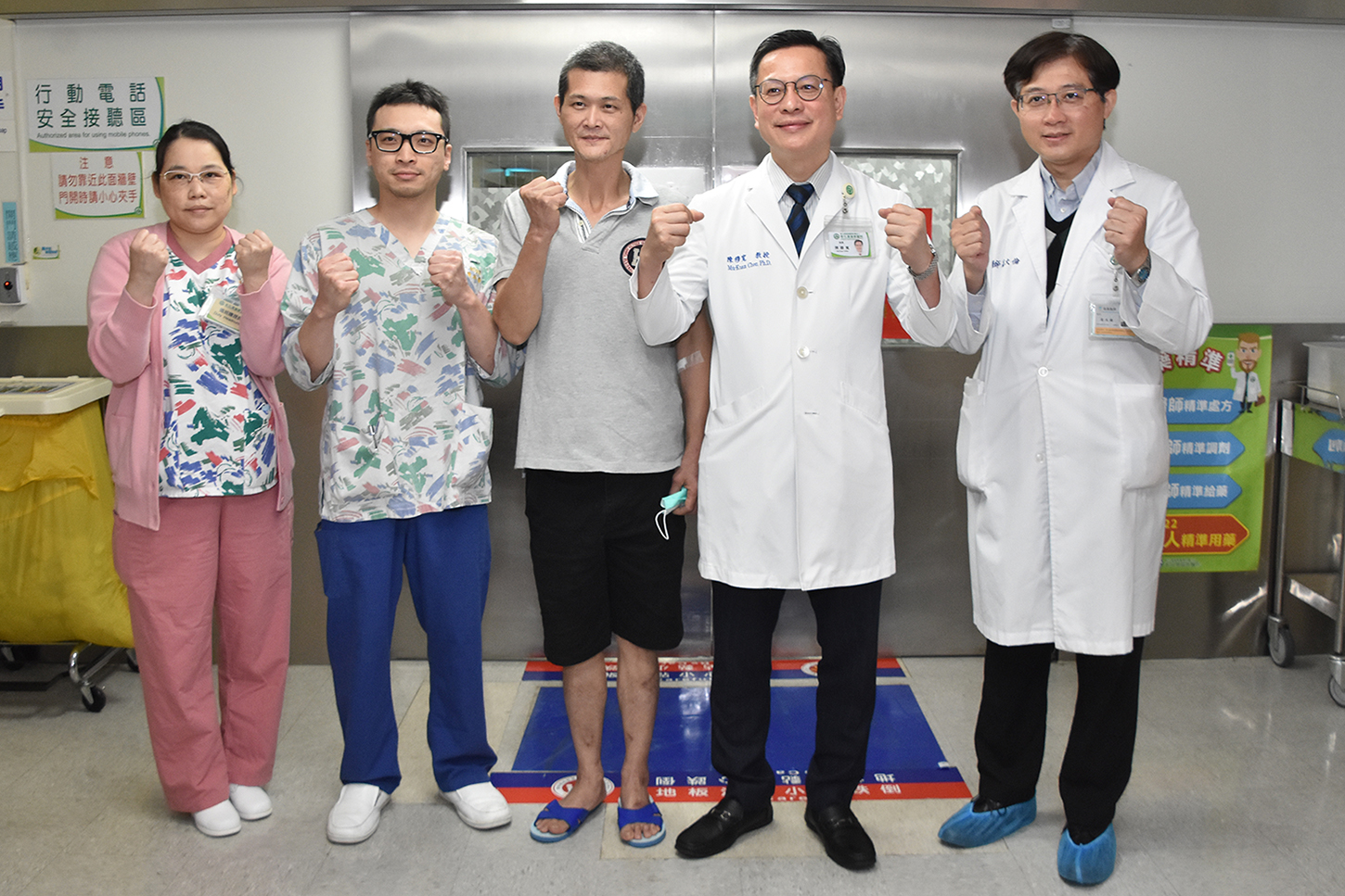 奇蹟康復！聯華大火昏迷傷患出院