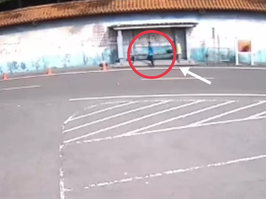 佛像遭竊 竊嫌良心不安將佛像丟包公車站
