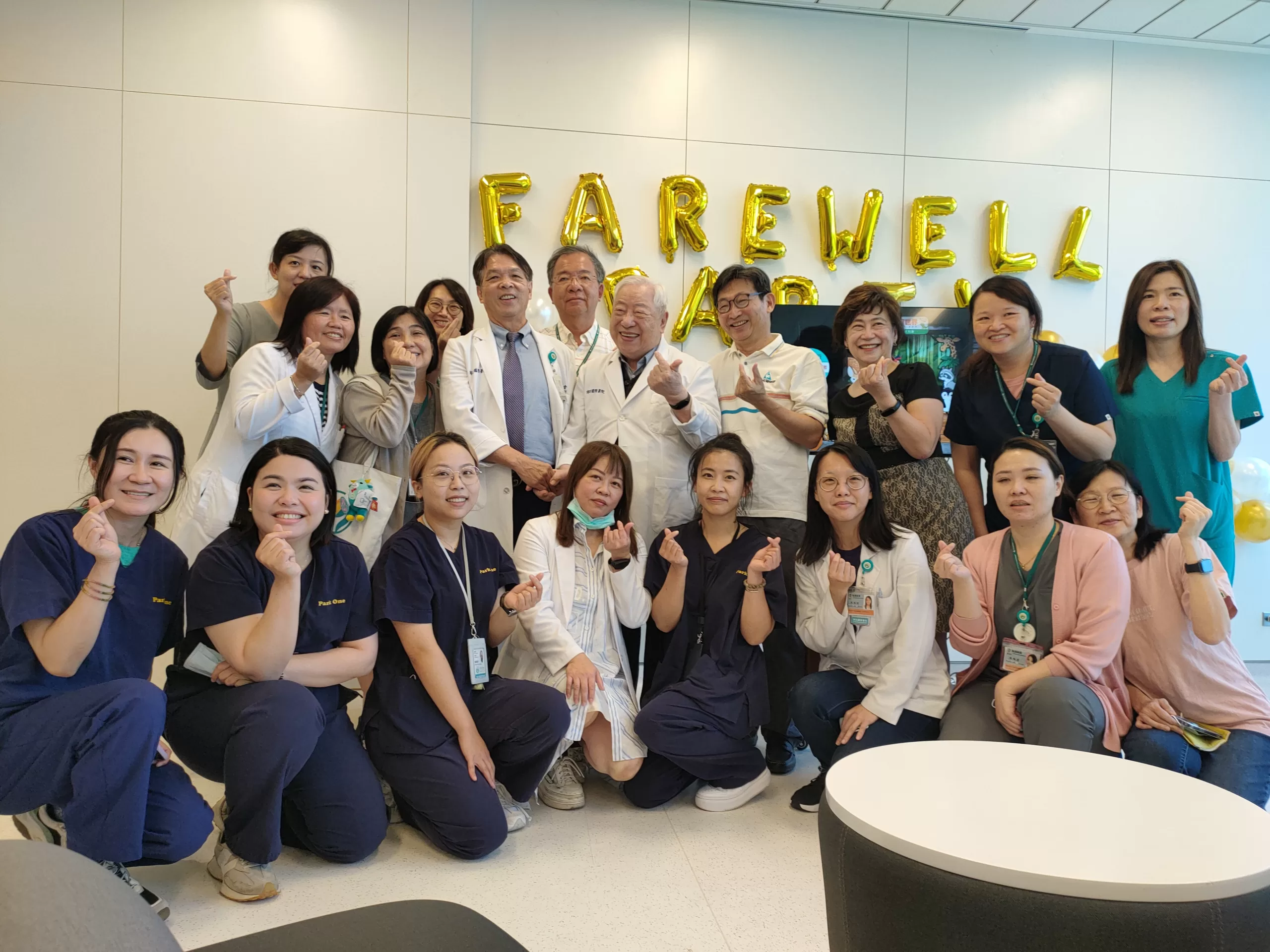 影/全台首位直腸外科范宏二醫師92歲退休