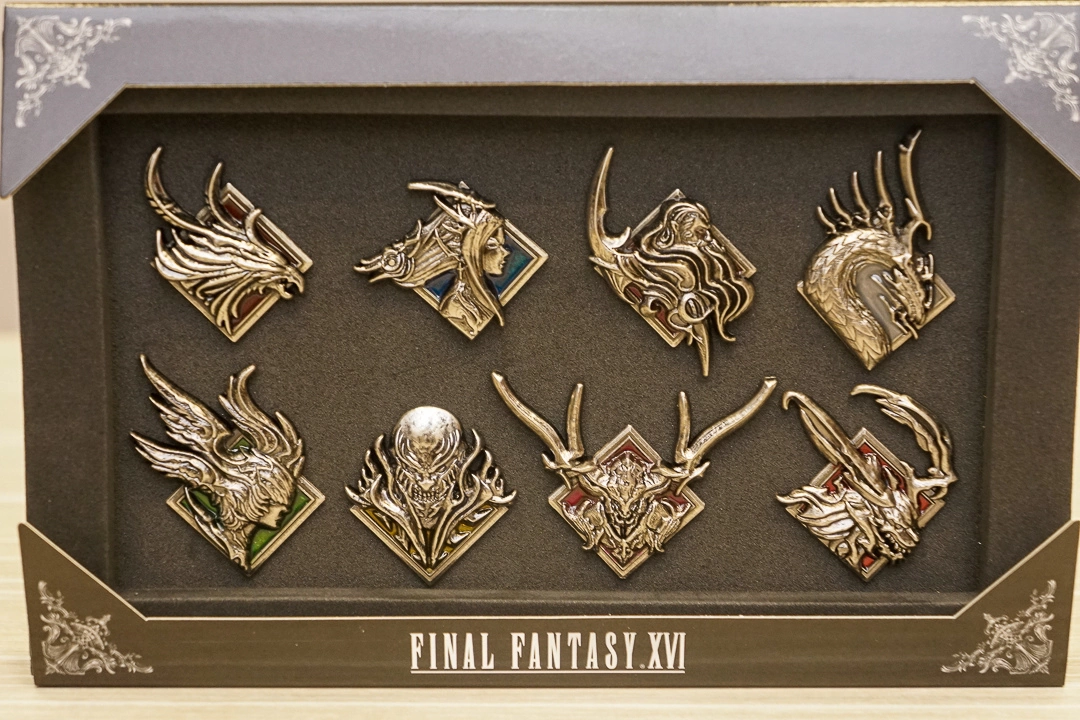 《FF16》典藏版開箱：精緻模型呈現「鳳凰vs.伊弗利特」驚天一戰