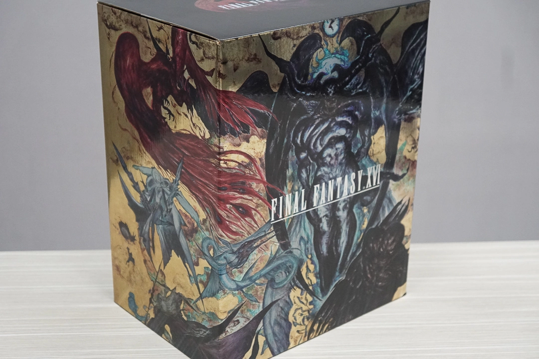 《FF16》典藏版開箱：精緻模型呈現「鳳凰vs.伊弗利特」驚天一戰