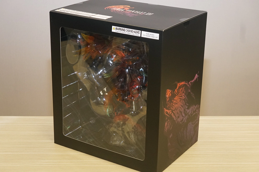 《FF16》典藏版開箱：精緻模型呈現「鳳凰vs.伊弗利特」驚天一戰