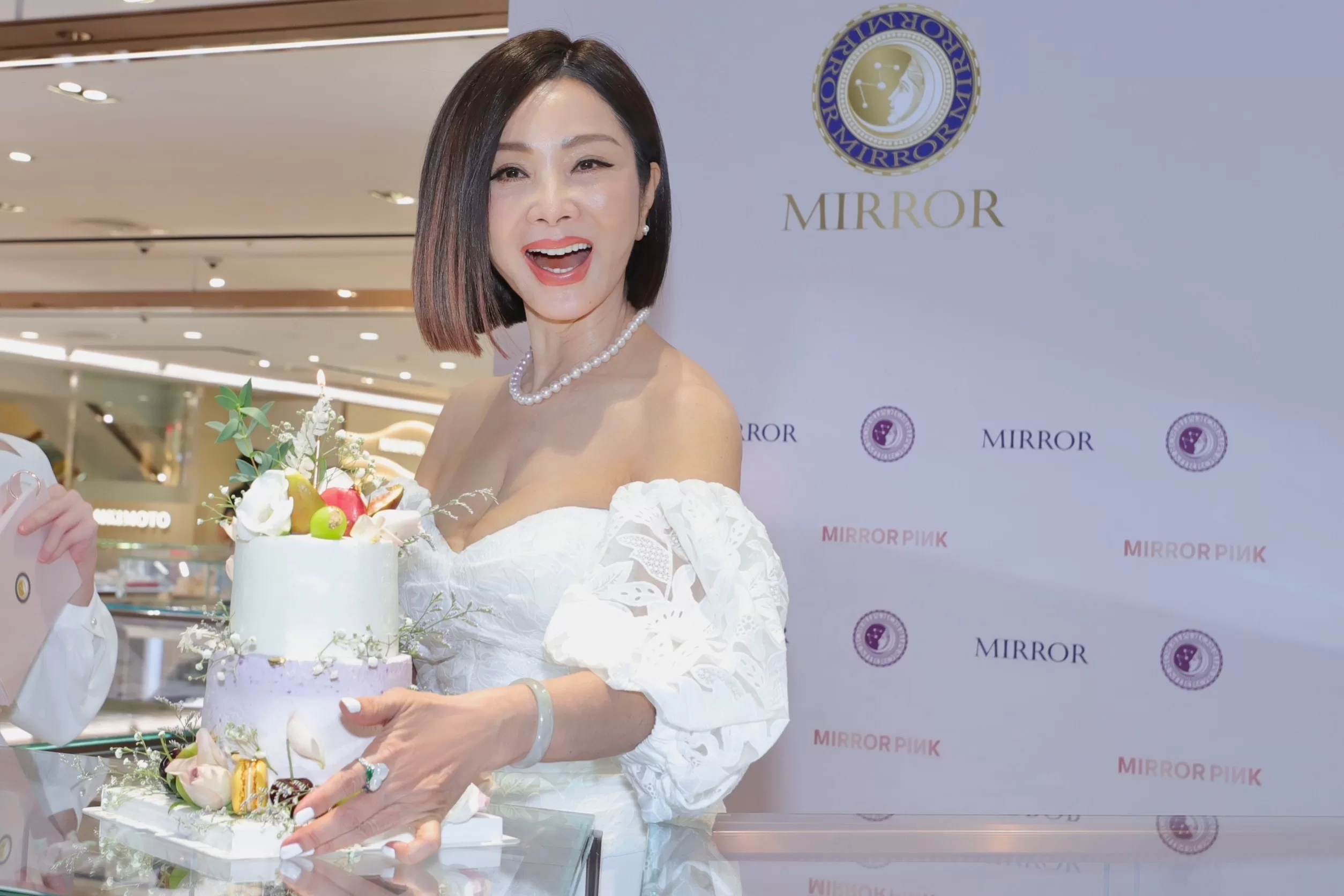 陳美鳳任一日店長　談Metoo風波：要找到出口