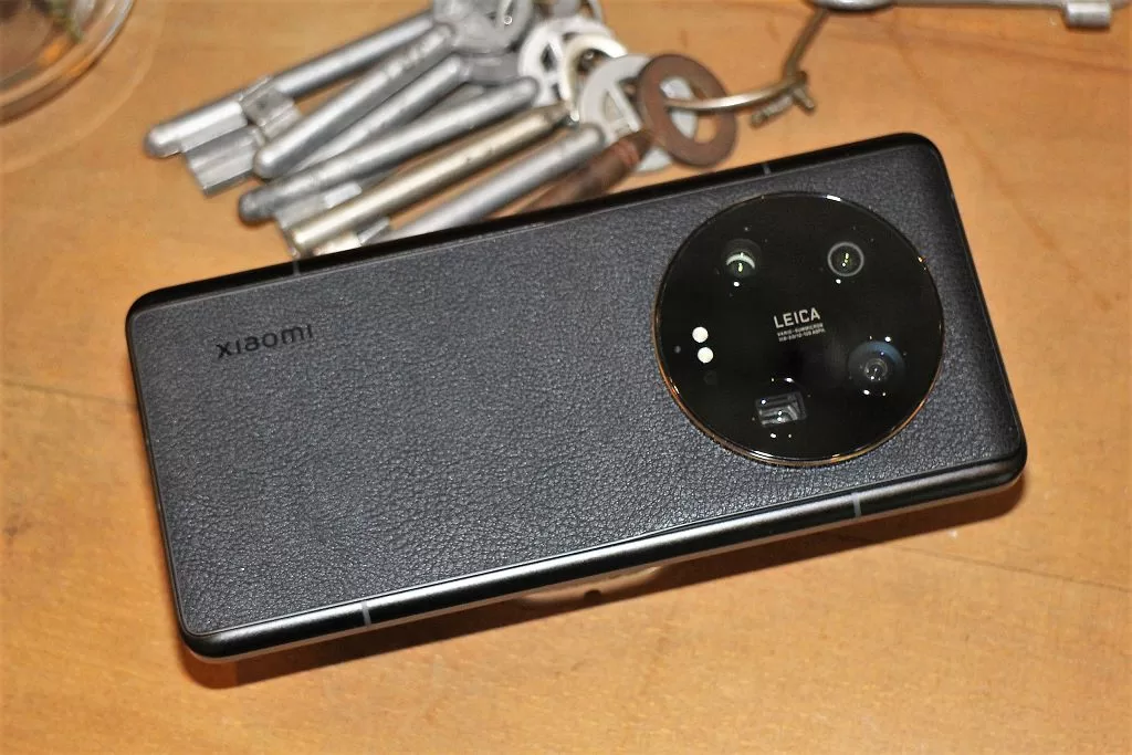 攜手徠卡打造行動影像光學巔峰　小米新機王 Xiaomi 13 Ultra 登台